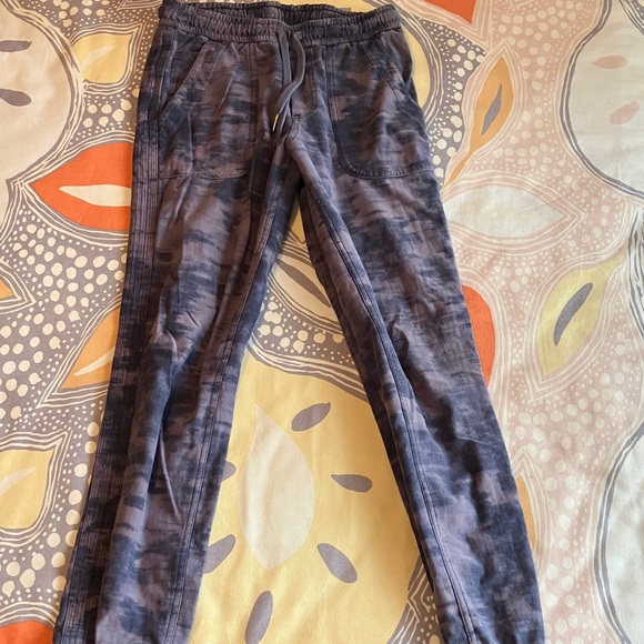 Athleta Farallon Jogger Pants - Picture 2 of 8